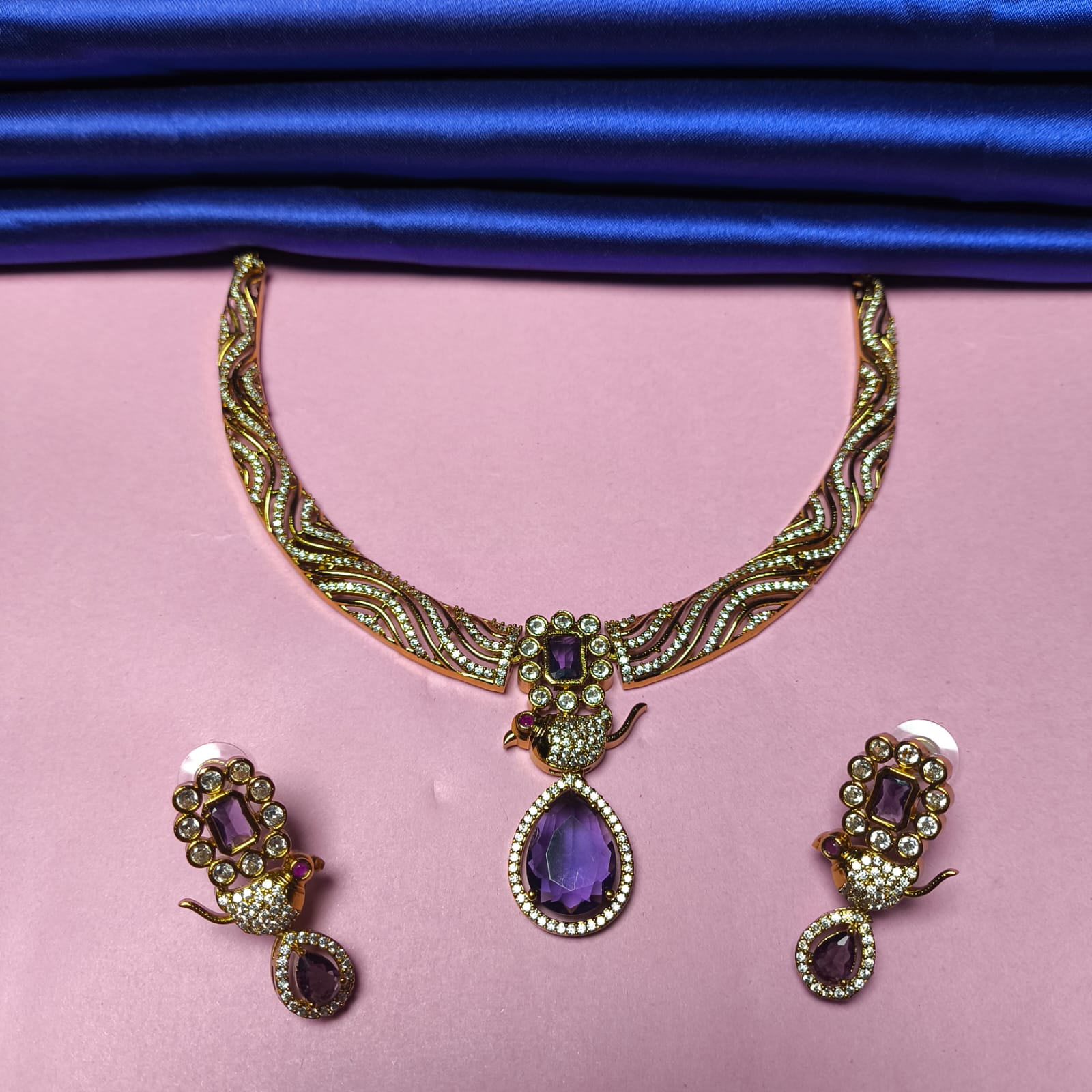Amethyst Tone Parrot Motif Kanti Set