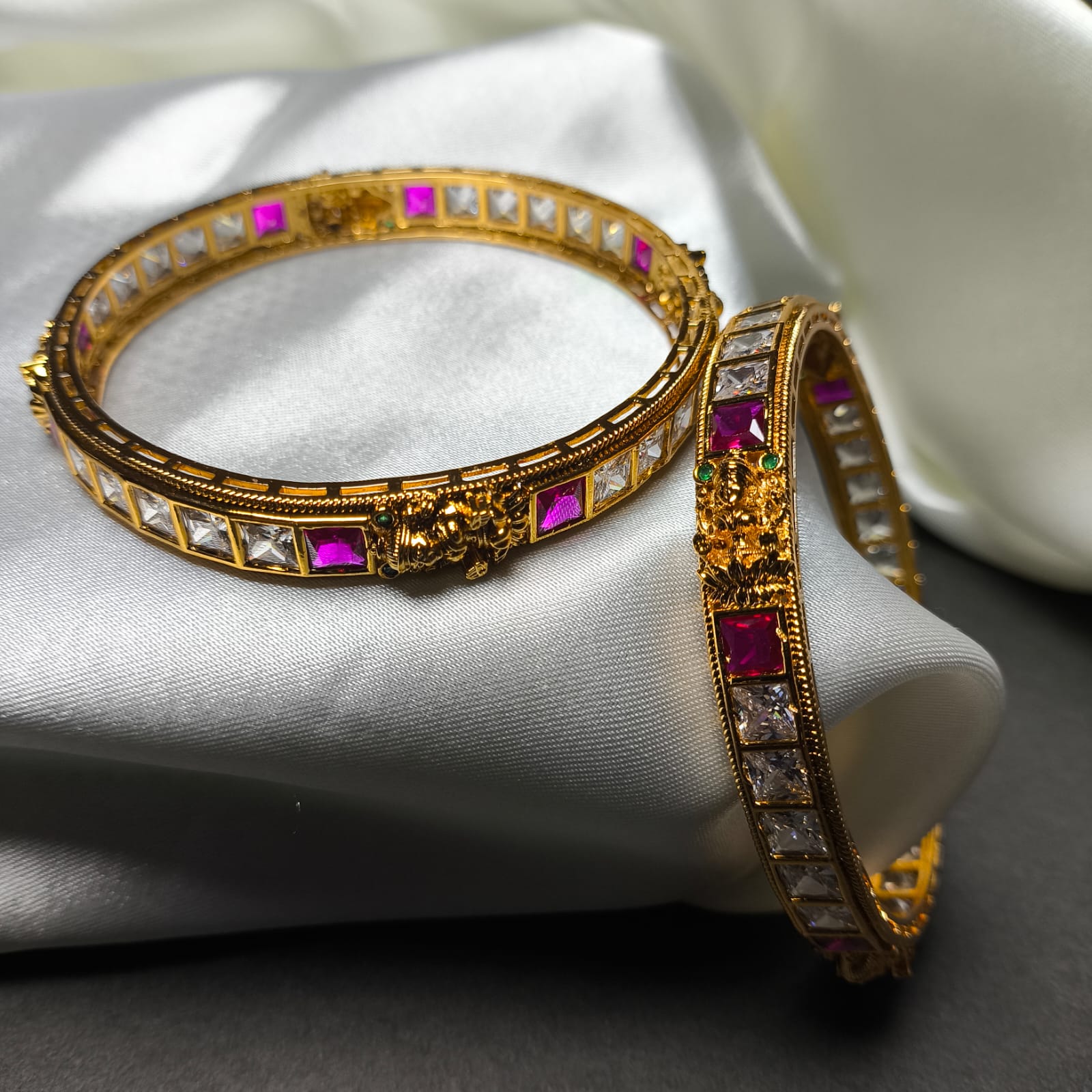 Lakshmi Devi Pink Stone Temple Bangles