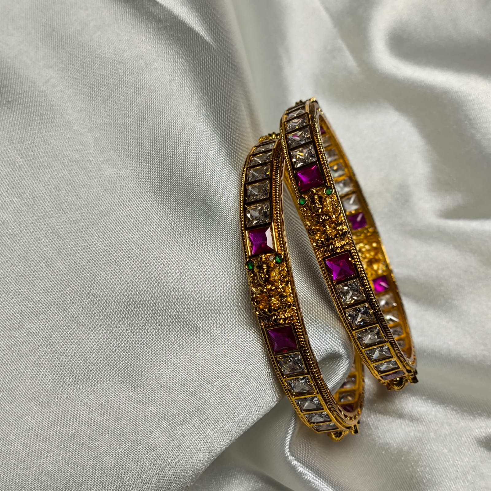 Lakshmi Devi Pink Stone Temple Bangles