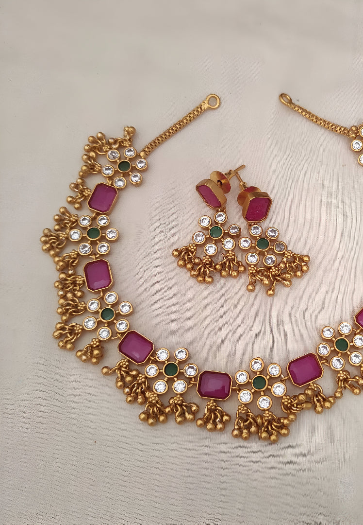 Traditional Wear Choker Necklace Set