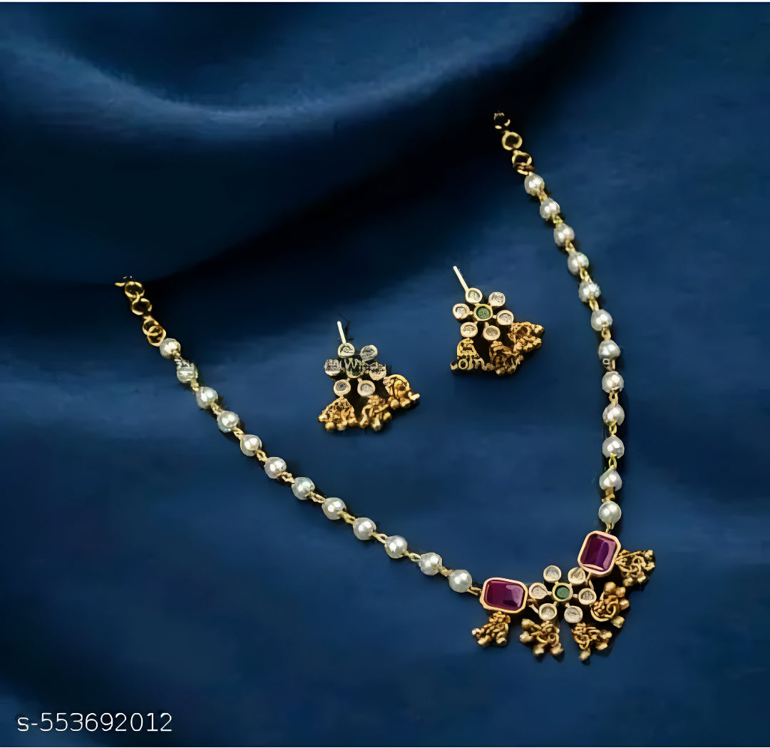 Elegant Traditional Pearl Jewellery Set