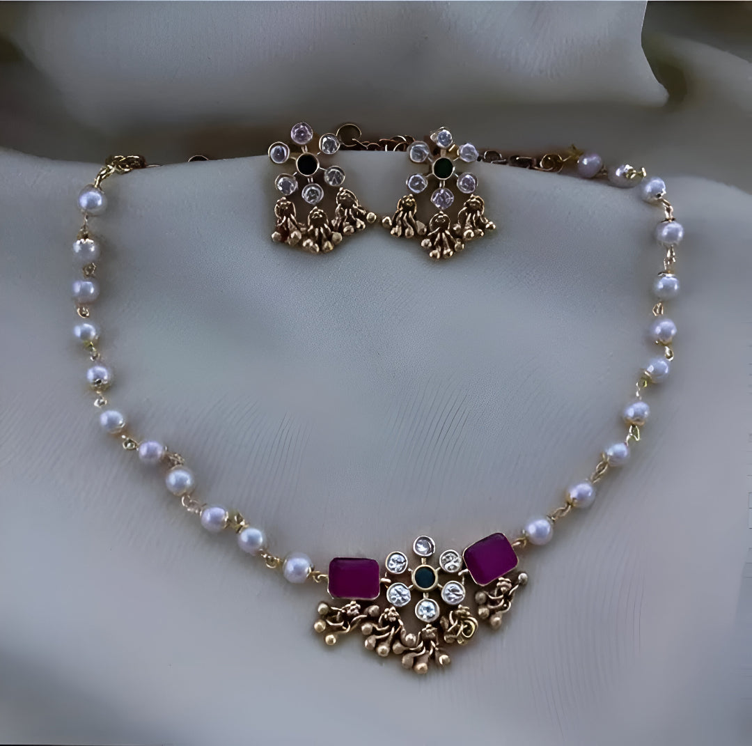 Elegant Traditional Pearl Jewellery Set