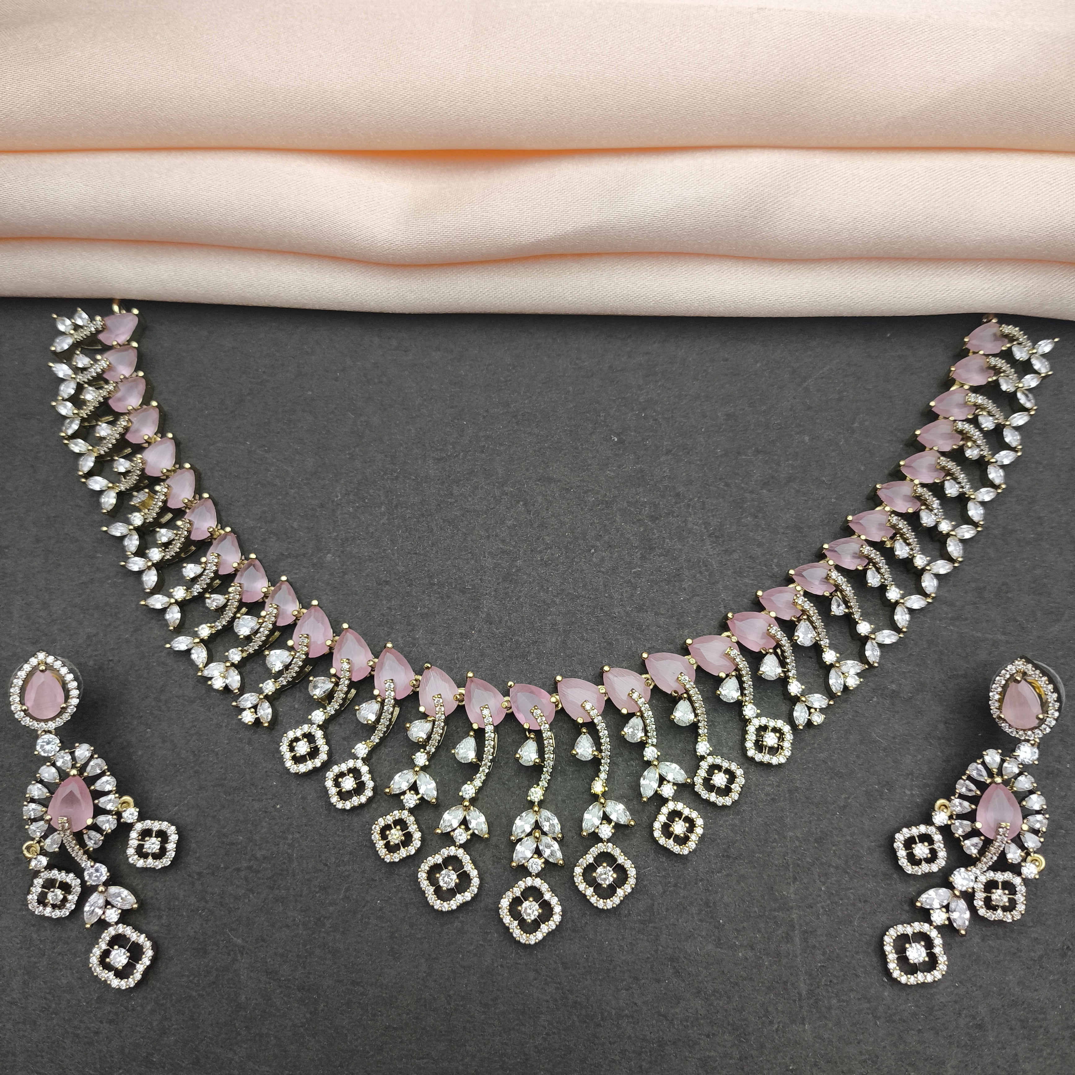 Leaf Motif AD Set with Tear-Drop CZ